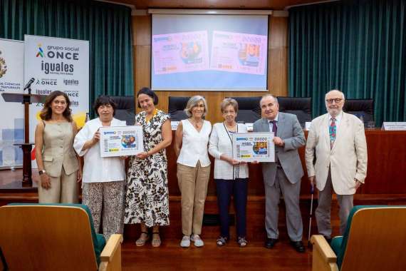 Las científicas María Varela y Caridad Zazo protagonizan dos cupones de la ONCE de la serie ‘Mujeres con Ciencia’